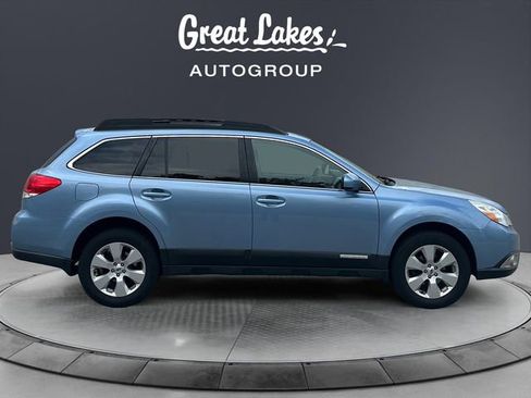Used 2011 Subaru Outback 2.5i Limited w/ PWR Moonroof Pkg AWD/4WD image 6