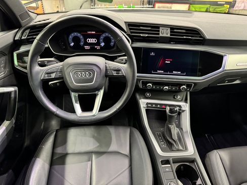 Used 2022 Audi Q3 2.0T Premium w/ Convenience Package image 18