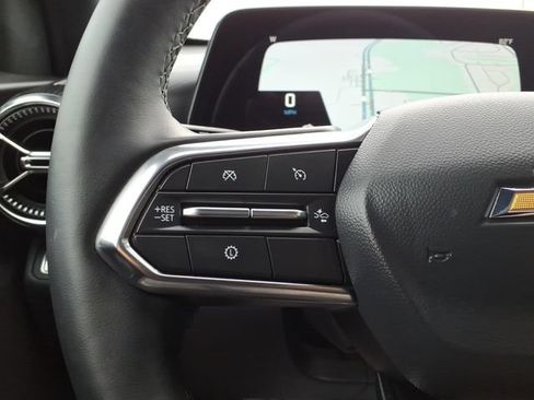 Used 2026 Chevrolet Equinox LT w/ Convenience Package II FWD image 14