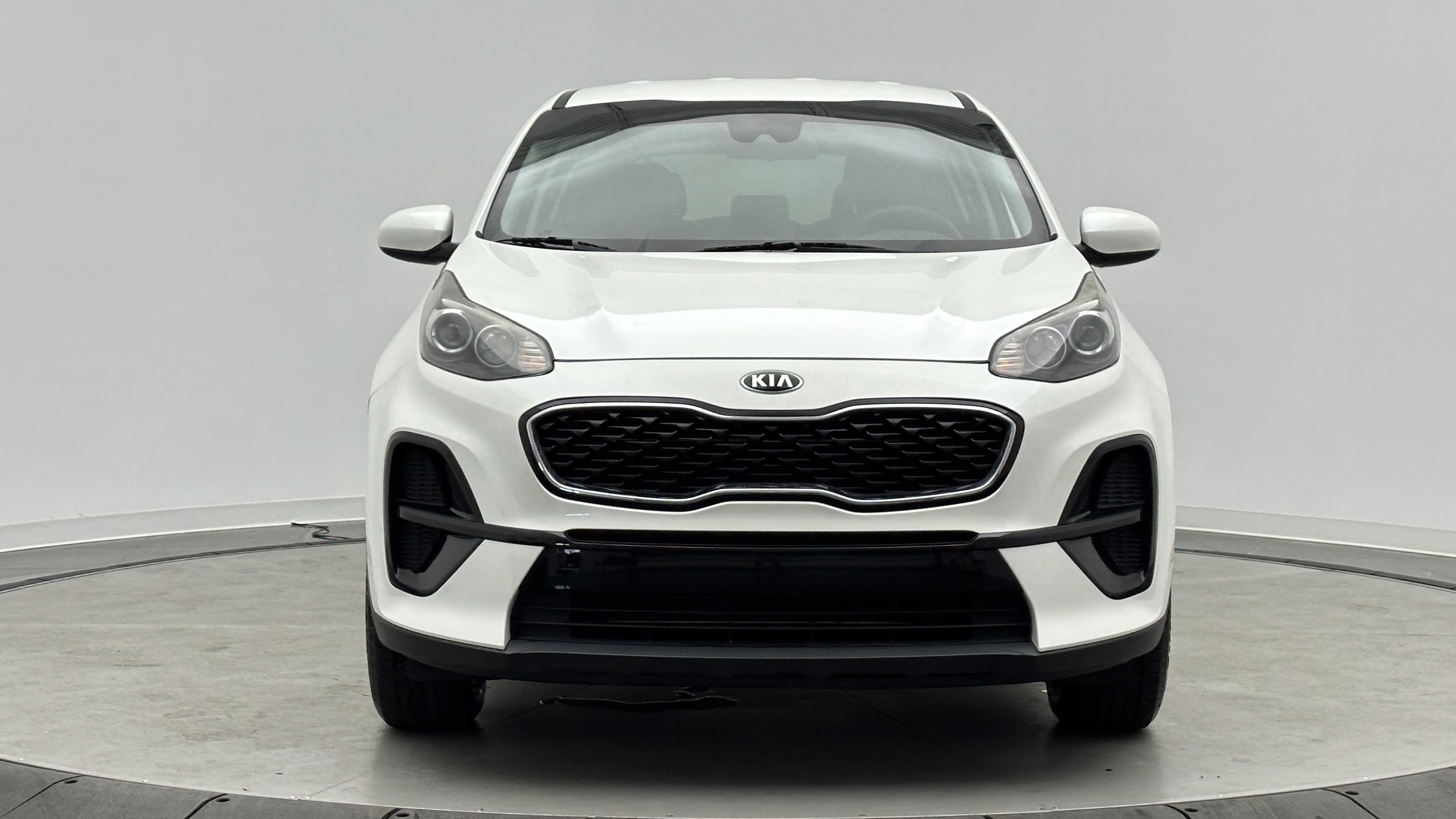 Used 2022 Kia Sportage LX FWD image 2