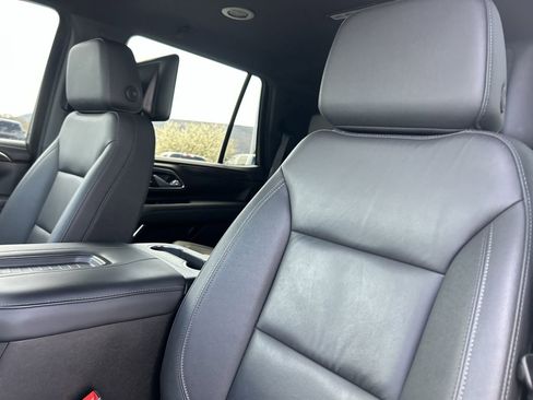 Used 2024 Chevrolet Tahoe LT w/ Luxury Package image 23