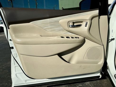 Used 2018 Nissan Murano SL w/ Cargo Package image 42