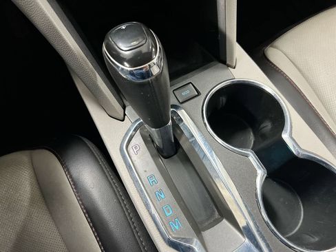 Used 2016 Chevrolet Equinox LTZ w/ Enhanced Convenience Package image 18