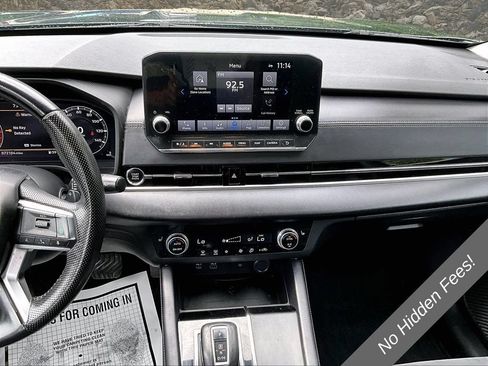 Used 2023 Mitsubishi Outlander SE FWD image 5