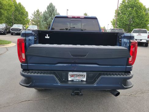 Used 2022 GMC Sierra 2500 AT4 w/ AT4 Preferred Package AWD/4WD image 13
