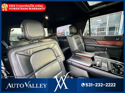 Used 2018 Lincoln Navigator Reserve w/ Technology Package image 28