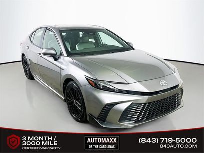 Used 2025 Toyota Camry SE w/ Multimedia Upgrade Package