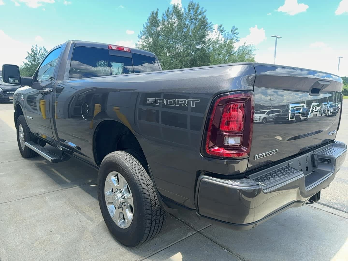 Used 2025 RAM 2500 Big Horn AWD/4WD image 5