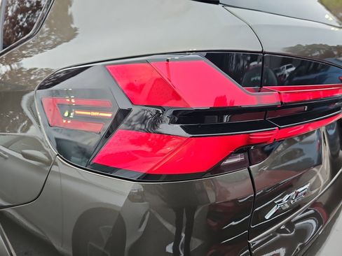 Used 2026 BMW X5 xDrive40i w/ Executive Package image 37