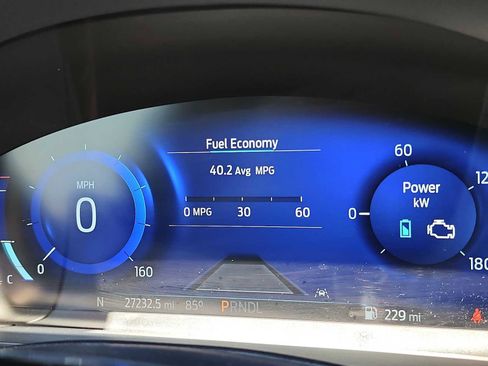 Used 2022 Ford Escape Titanium image 22