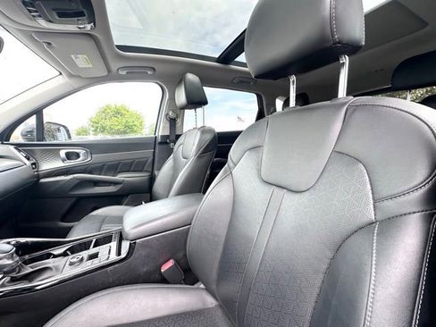 Used 2022 Kia Sorento SX AWD/4WD image 18