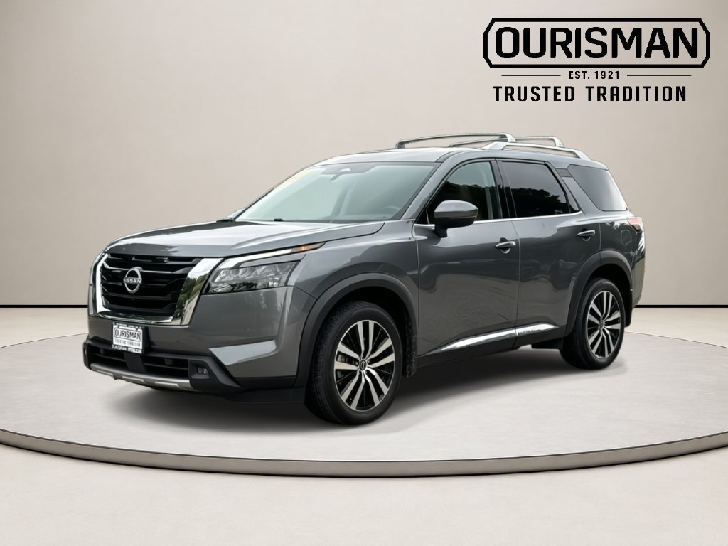Used 2025 Nissan Pathfinder Platinum w/ Cargo Package AWD/4WD image 5