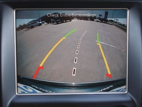 Used 2015 Jeep Grand Cherokee Limited w/ Luxury Group II image 9