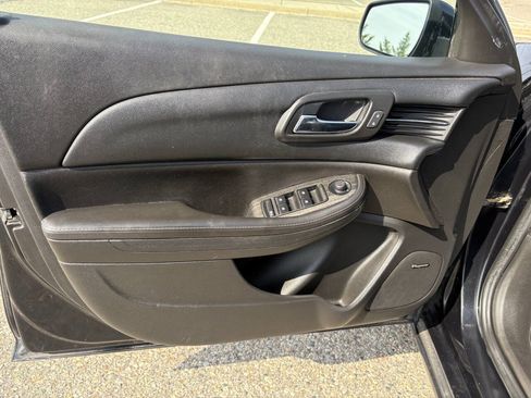 Used 2014 Chevrolet Malibu LT FWD image 25