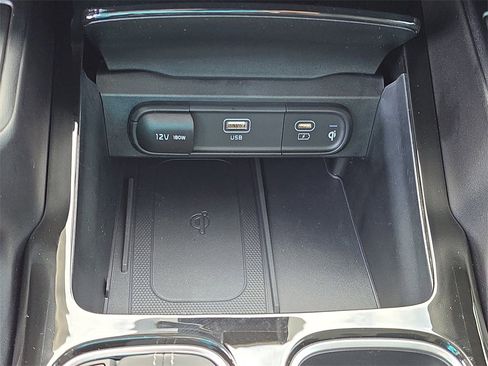 New 2025 Kia Telluride S image 29