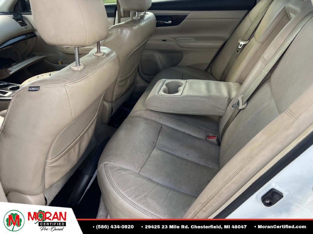 Used 2013 Nissan Altima 2.5 SL w/ 2.5 Moonroof Pkg FWD image 11