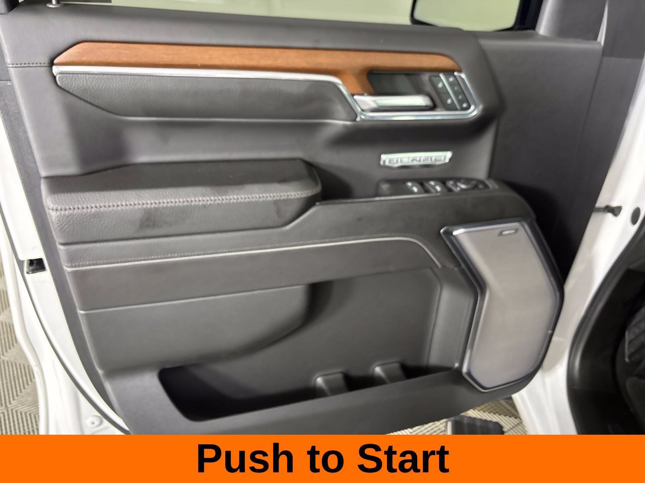 Used 2023 GMC Sierra 1500 Denali w/ Denali Reserve Package AWD/4WD image 10