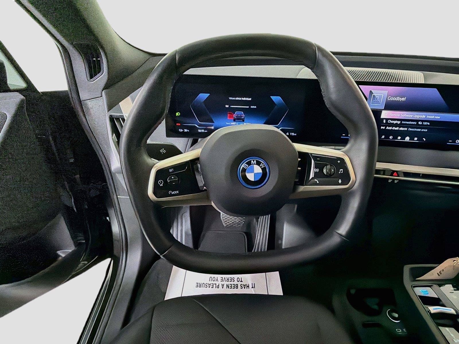 Used 2024 BMW iX xDrive50 w/ Sport Package AWD/4WD image 10