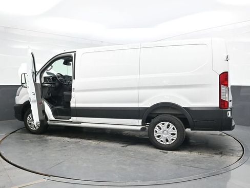 Used 2025 Ford Transit 250 Low Roof w/ Exterior Upgrade Package RWD image 45