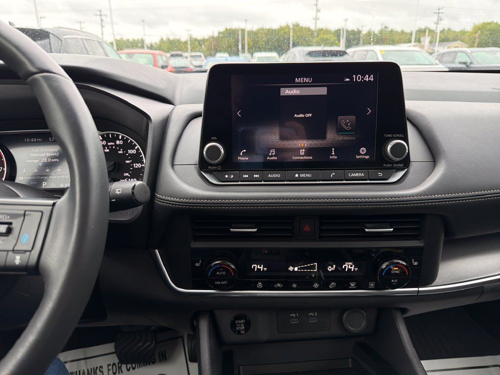 Used 2024 Nissan Rogue SV w/ SV Premium Package AWD/4WD image 13
