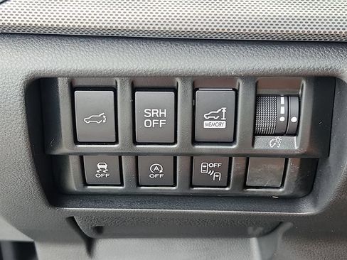 Certified 2021 Subaru Forester Limited AWD/4WD image 27