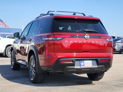 New 2026 Nissan Pathfinder SV