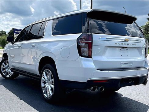 Used 2021 Chevrolet Suburban High Country AWD/4WD image 4