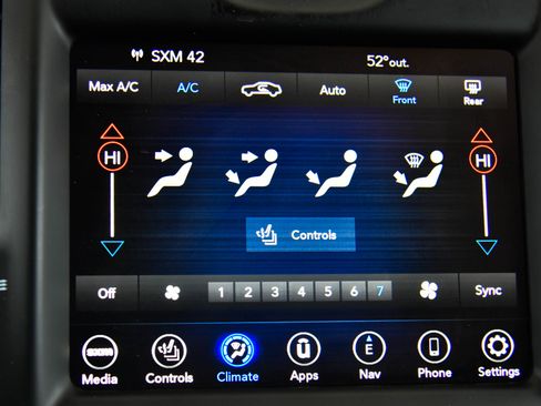 Used 2023 Chrysler 300 S image 25