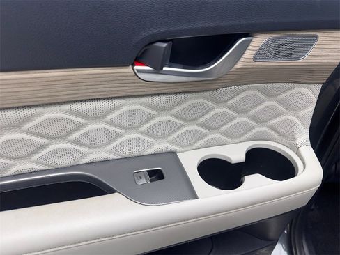 Used 2022 Hyundai Palisade Calligraphy image 38