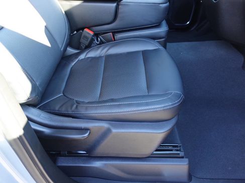 Used 2024 GMC Sierra 1500 Elevation image 28