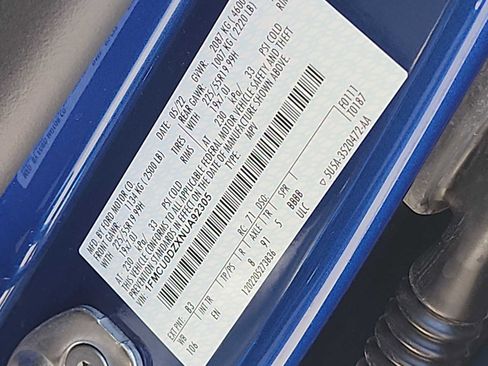 Used 2022 Ford Escape Titanium image 25