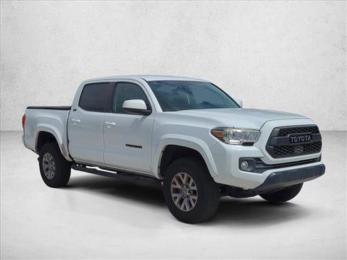 Used 2019 Toyota Tacoma SR5 image 3
