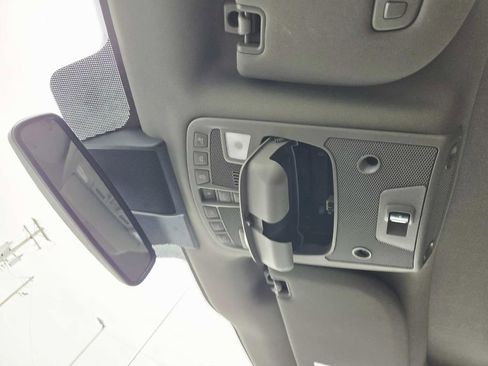Used 2020 Ford F150 Lariat w/ Equipment Group 502A Luxury AWD/4WD image 37