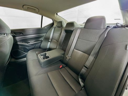 Used 2025 Nissan Altima 2.5 SV FWD image 26