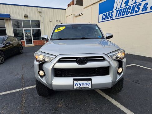 Used 2020 Toyota 4Runner SR5 image 2