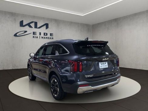 New 2026 Kia Sorento S w/ S Panoramic Sunroof Package image 6
