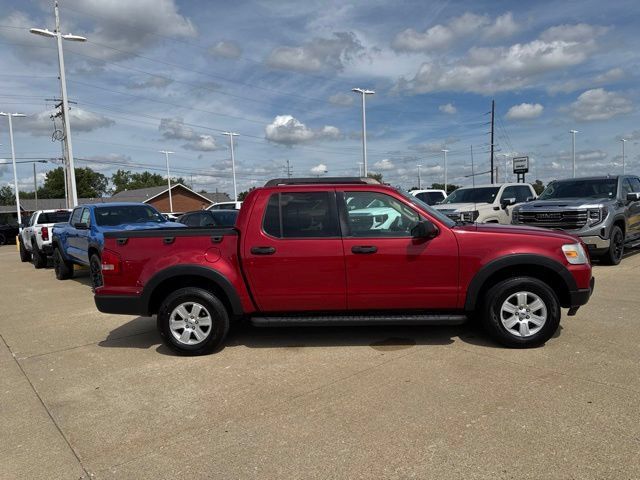 Used 2010 Ford Explorer Sport Trac XLT AWD/4WD image 8