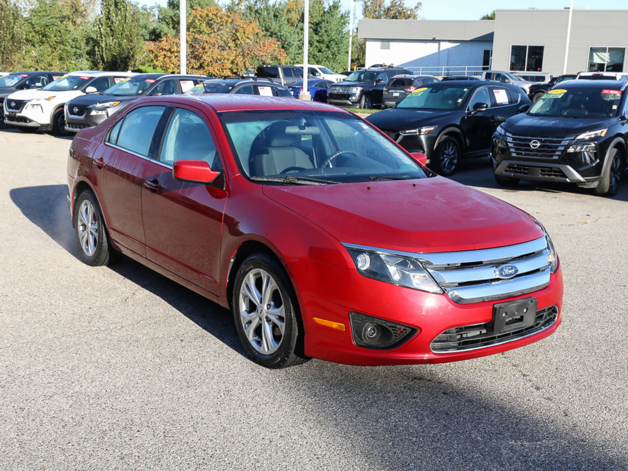 Used 2012 Ford Fusion SE FWD image 1