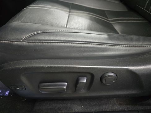 Used 2016 Lexus RX 450h AWD w/ Luxury Package image 32