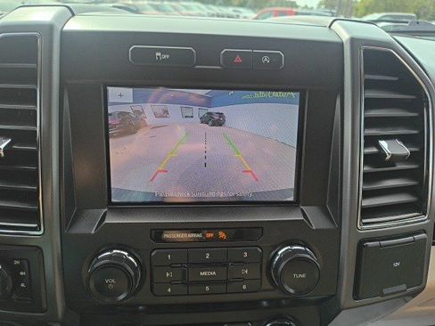 Used 2020 Ford F150 XLT w/ Equipment Group 302A Luxury image 24