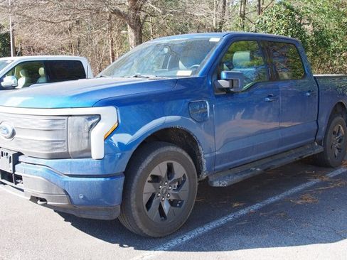 Certified 2022 Ford F150 Lightning Lariat w/ Equipment Group 511A High image 4