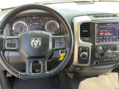 Used 2019 RAM 1500 Big Horn RWD image 20