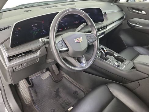 Used 2024 Cadillac XT4 Premium Luxury AWD/4WD image 19