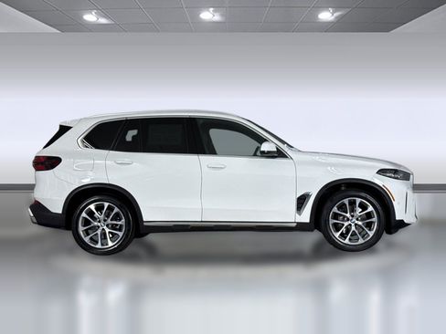 Used 2024 BMW X5 sDrive40i w/ Parking Assistance Package RWD image 7