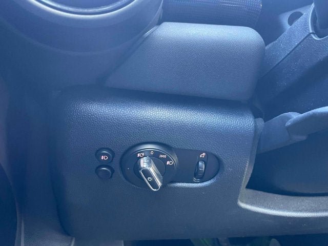 Used 2021 MINI Cooper S FWD image 19