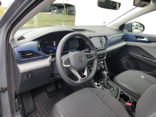 Certified 2024 Volkswagen Taos SE FWD image 24