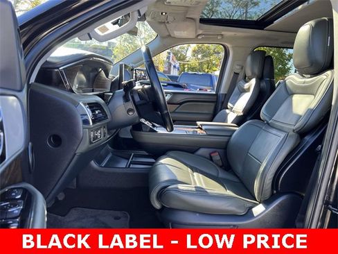 Used 2022 Lincoln Navigator L Black Label image 10