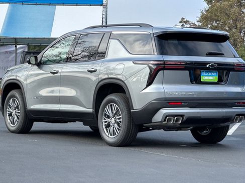 New 2026 Chevrolet Traverse LT w/ Driver Confidence Package image 5