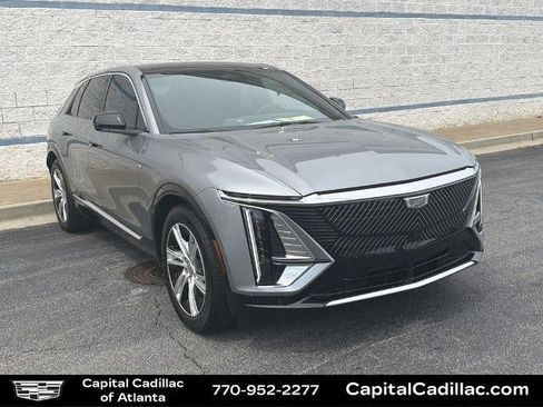 Used 2024 Cadillac Lyriq Tech w/ Driver Assist Package AWD/4WD image 1