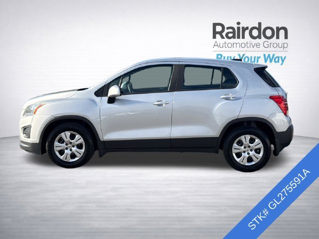 Used 2016 Chevrolet Trax LS w/ LPO, Protection Package FWD image 4